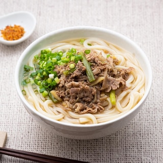 甘辛い泉州玉ねぎの 肉うどん